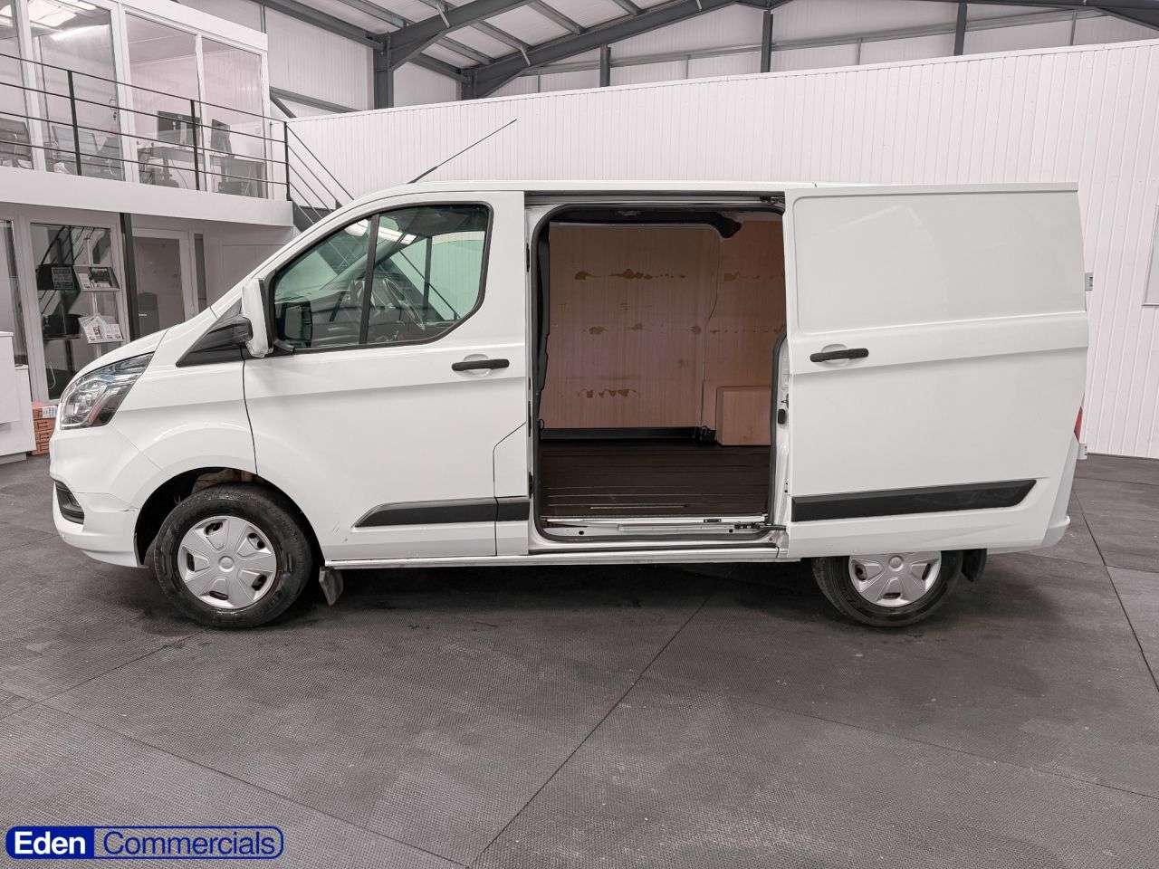 A 2023 FORD TRANSIT CUSTOM 2.0 300 EcoBlue Trend Panel Van L1 H1 Euro 6 (130 ps) AIR CON + HEATED SEAT A 2023 FORD TRANSIT CUSTOM 2.0 300 EcoBlue Trend Panel Van L1 H1 Euro 6 (130 ps) AIR CON + HEATED SEAT