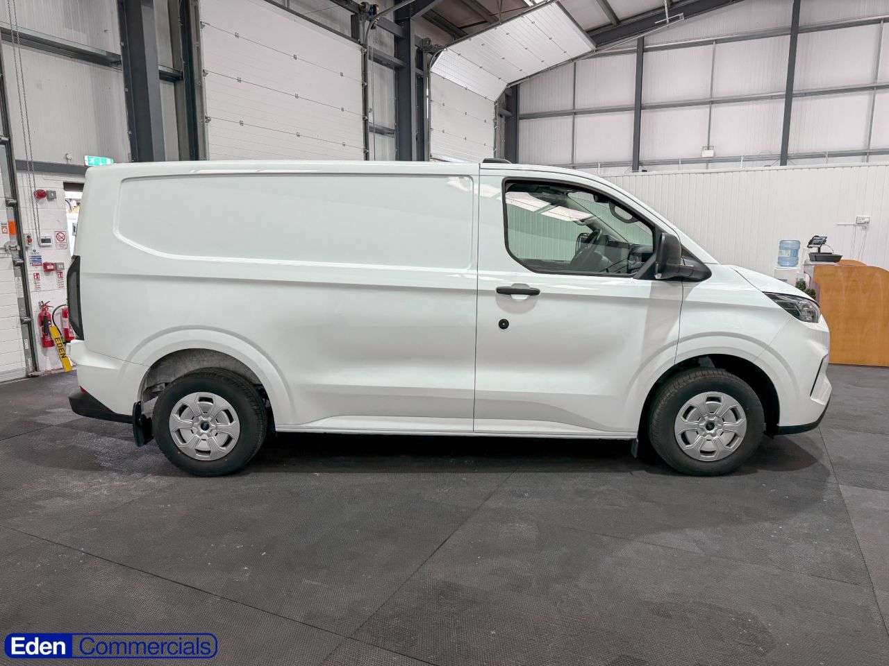 A 2025 FORD TRANSIT CUSTOM 2.0 320 EcoBlue Trend L1 H1 Euro 6 (s/s) (110 ps) FORD WARRANTY MARCH 2028 A 2025 FORD TRANSIT CUSTOM 2.0 320 EcoBlue Trend L1 H1 Euro 6 (s/s) (110 ps) FORD WARRANTY MARCH 2028