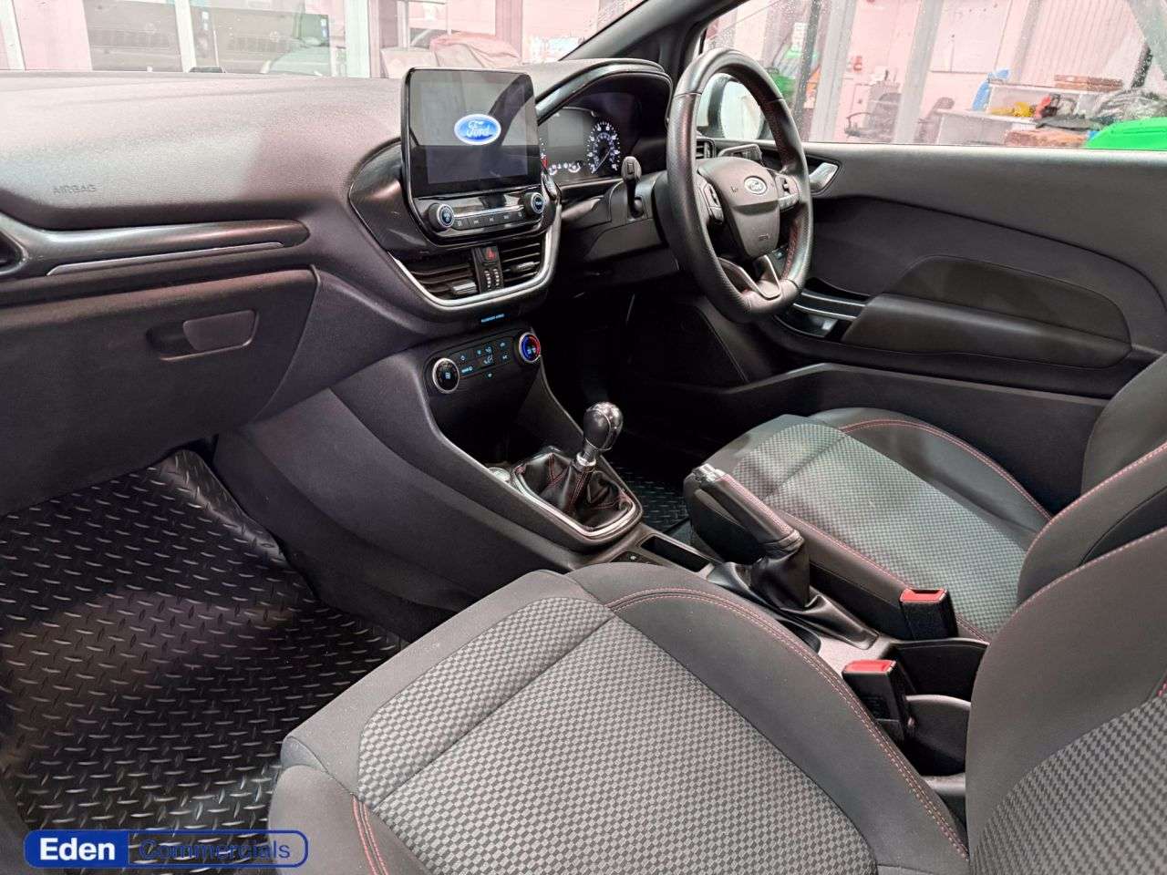A 2019 FORD FIESTA VAN 1.5 TDCi Sport Car Derived Van 3dr Diesel Manual Euro 6 (s/s) (120 ps) A 2019 FORD FIESTA VAN 1.5 TDCi Sport Car Derived Van 3dr Diesel Manual Euro 6 (s/s) (120 ps)
