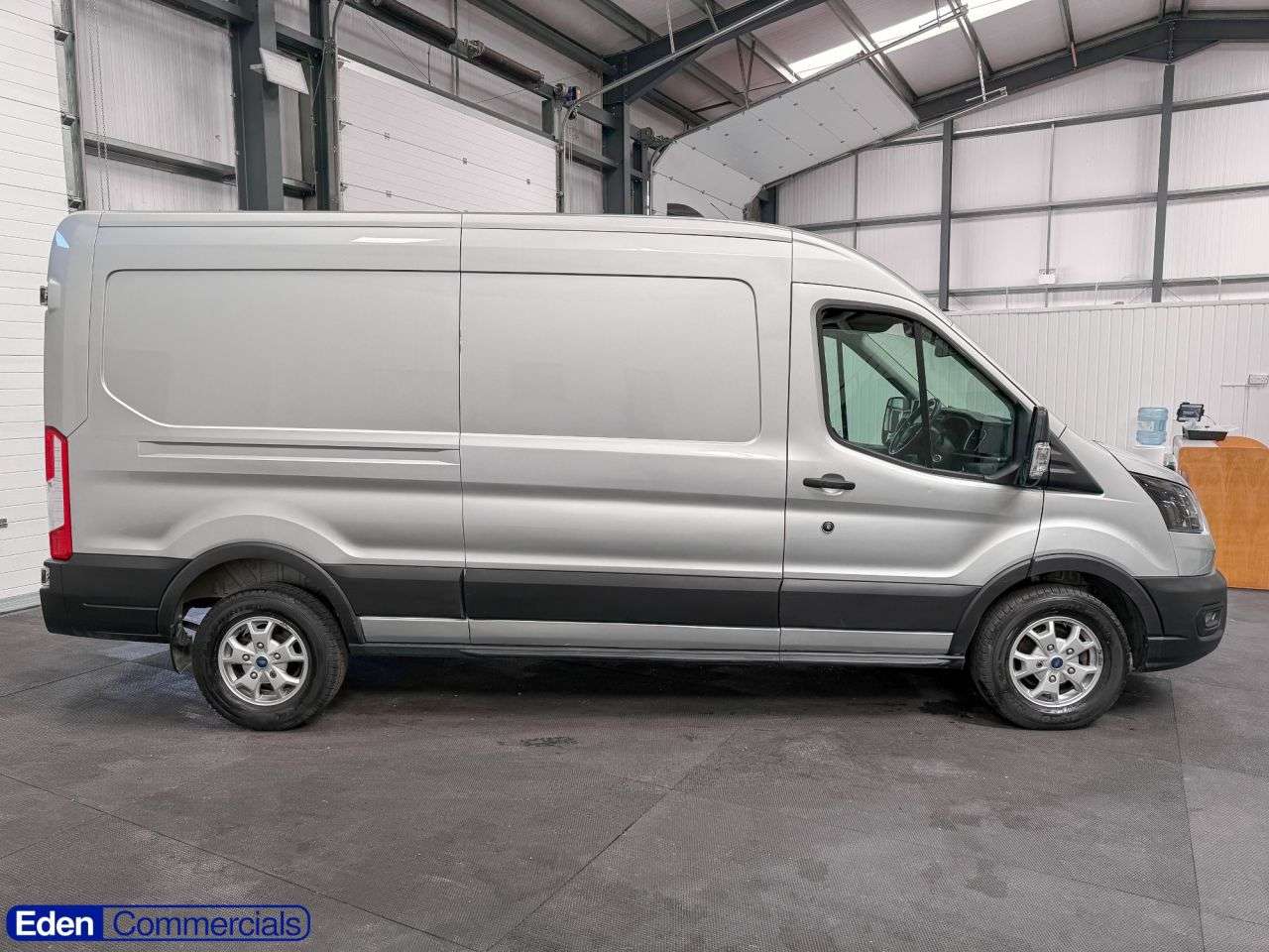 A 2023 FORD TRANSIT 2.0 350 EcoBlue Trend FWD L3 H2 Euro 6 AIR CON + MEDIA SCREEN + DAB A 2023 FORD TRANSIT 2.0 350 EcoBlue Trend FWD L3 H2 Euro 6 AIR CON + MEDIA SCREEN + DAB