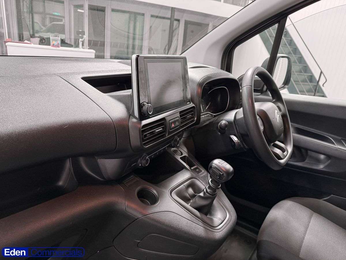 A 2023 CITROEN BERLINGO 1.5 BlueHDi 1000 Enterprise Edition M SWB Euro 6 (s/s) (100 ps) APPLE CAR P A 2023 CITROEN BERLINGO 1.5 BlueHDi 1000 Enterprise Edition M SWB Euro 6 (s/s) (100 ps) APPLE CAR P