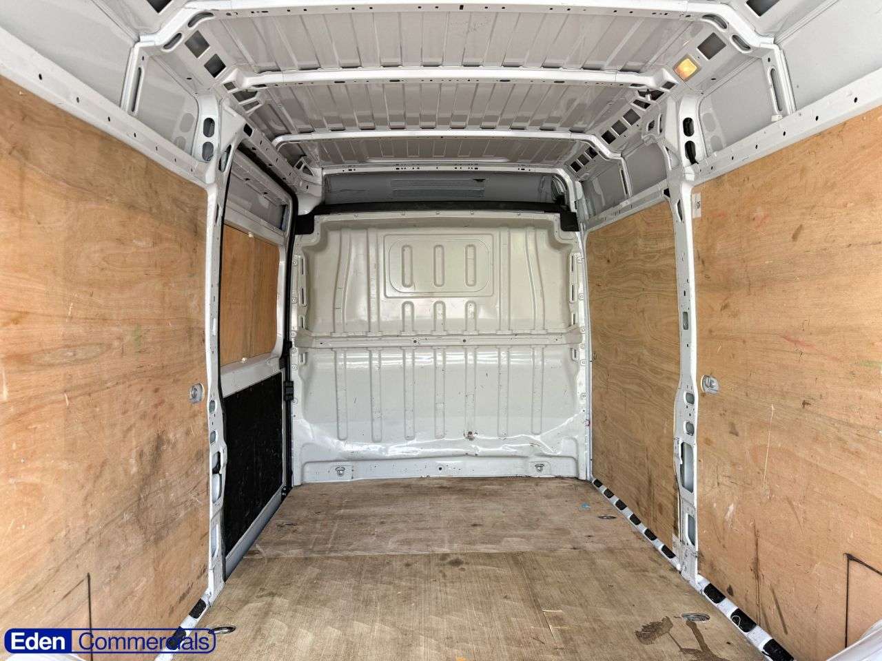 A 2023 PEUGEOT BOXER 2.2 BlueHDi 335 Professional Premium + L3 H2 Euro 6 (s/s) (140 ps) ONE OWNE A 2023 PEUGEOT BOXER 2.2 BlueHDi 335 Professional Premium + L3 H2 Euro 6 (s/s) (140 ps) ONE OWNE