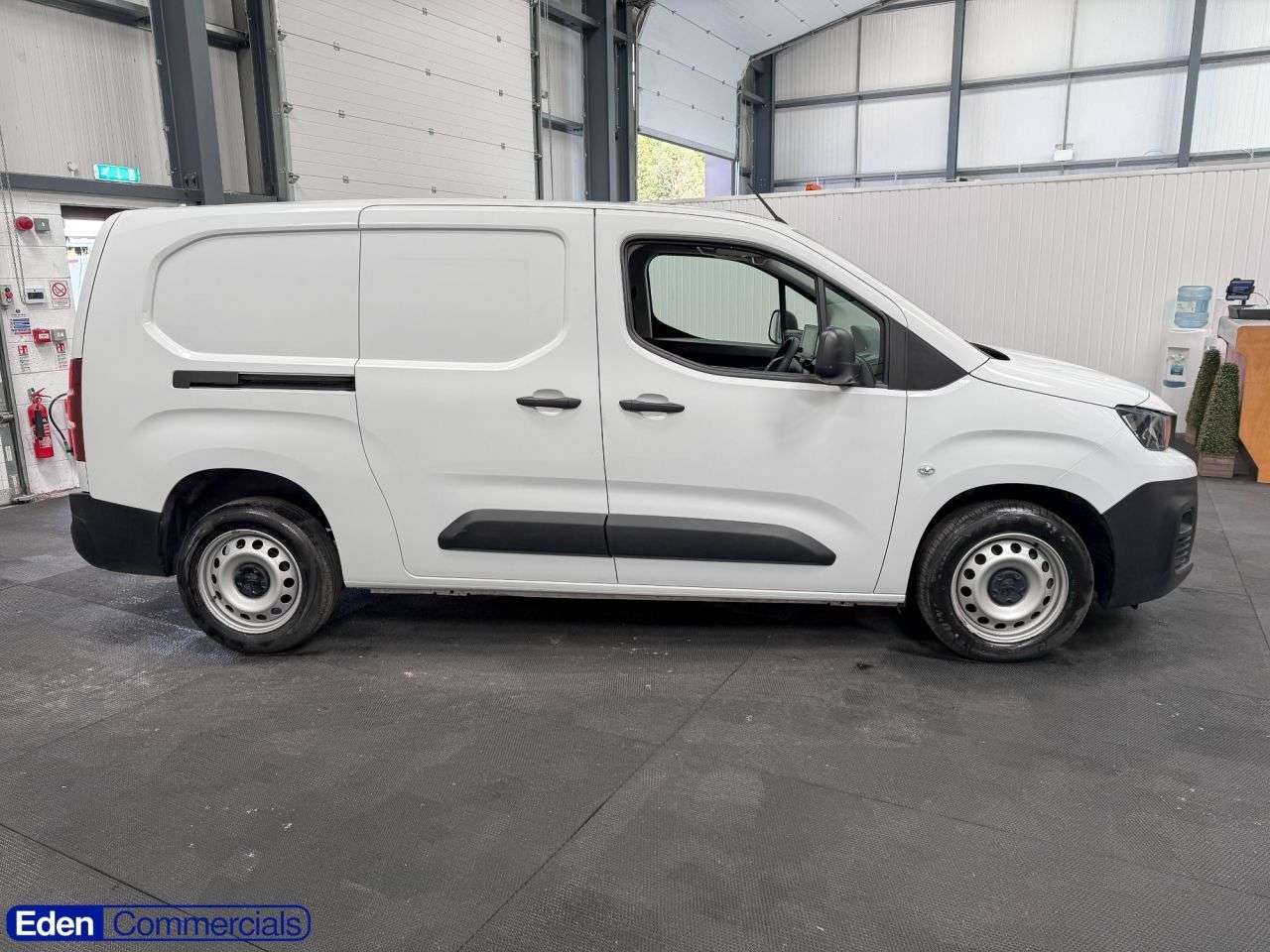 A 2023 PEUGEOT PARTNER 1.5 BlueHDi 950 Professional Premium + Long Panel Van 6dr Diesel Manual LWB A 2023 PEUGEOT PARTNER 1.5 BlueHDi 950 Professional Premium + Long Panel Van 6dr Diesel Manual LWB