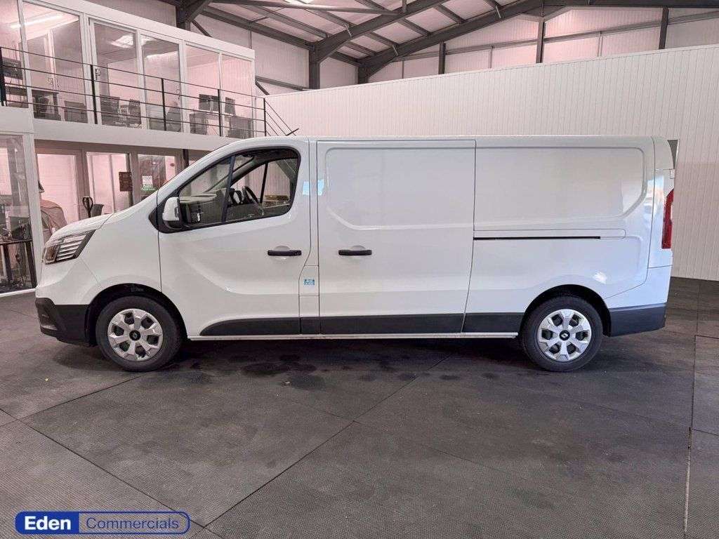 2023 RENAULT TRAFIC 2023 RENAULT TRAFIC