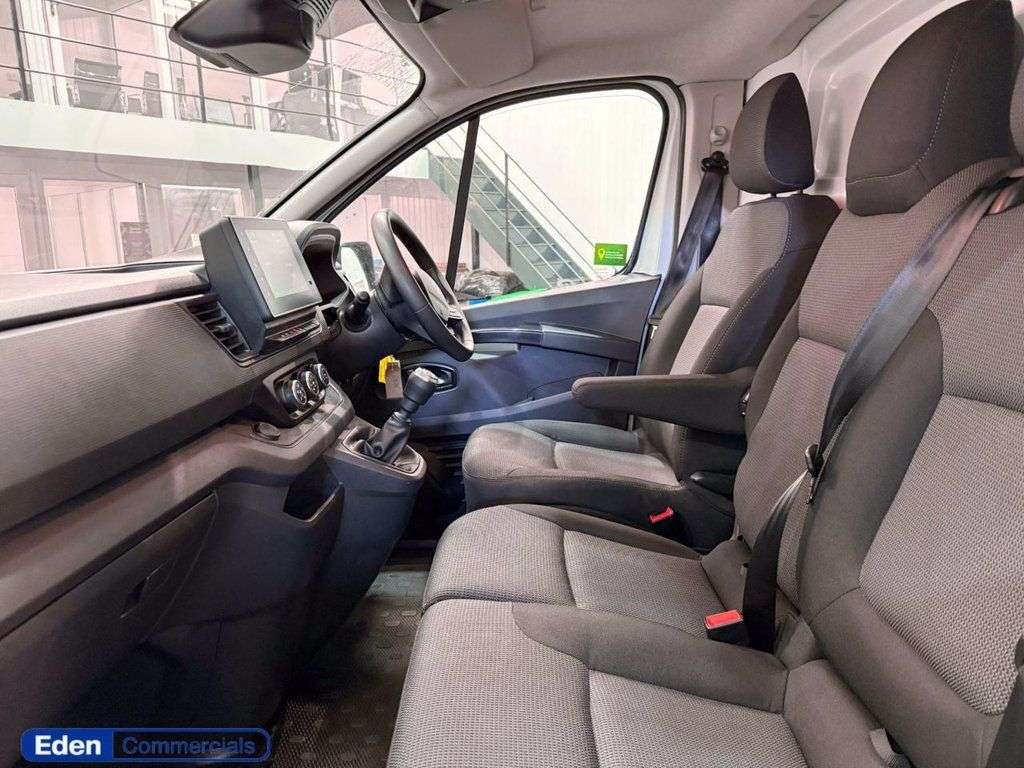 2023 RENAULT TRAFIC 2023 RENAULT TRAFIC