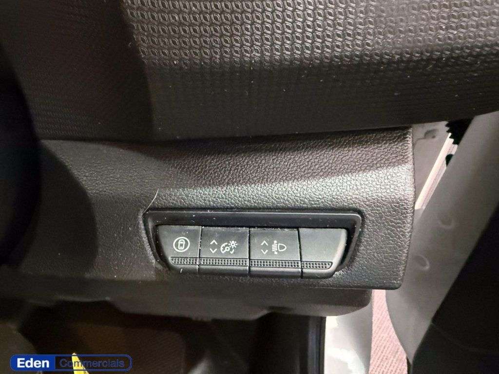 2023 RENAULT TRAFIC 2023 RENAULT TRAFIC