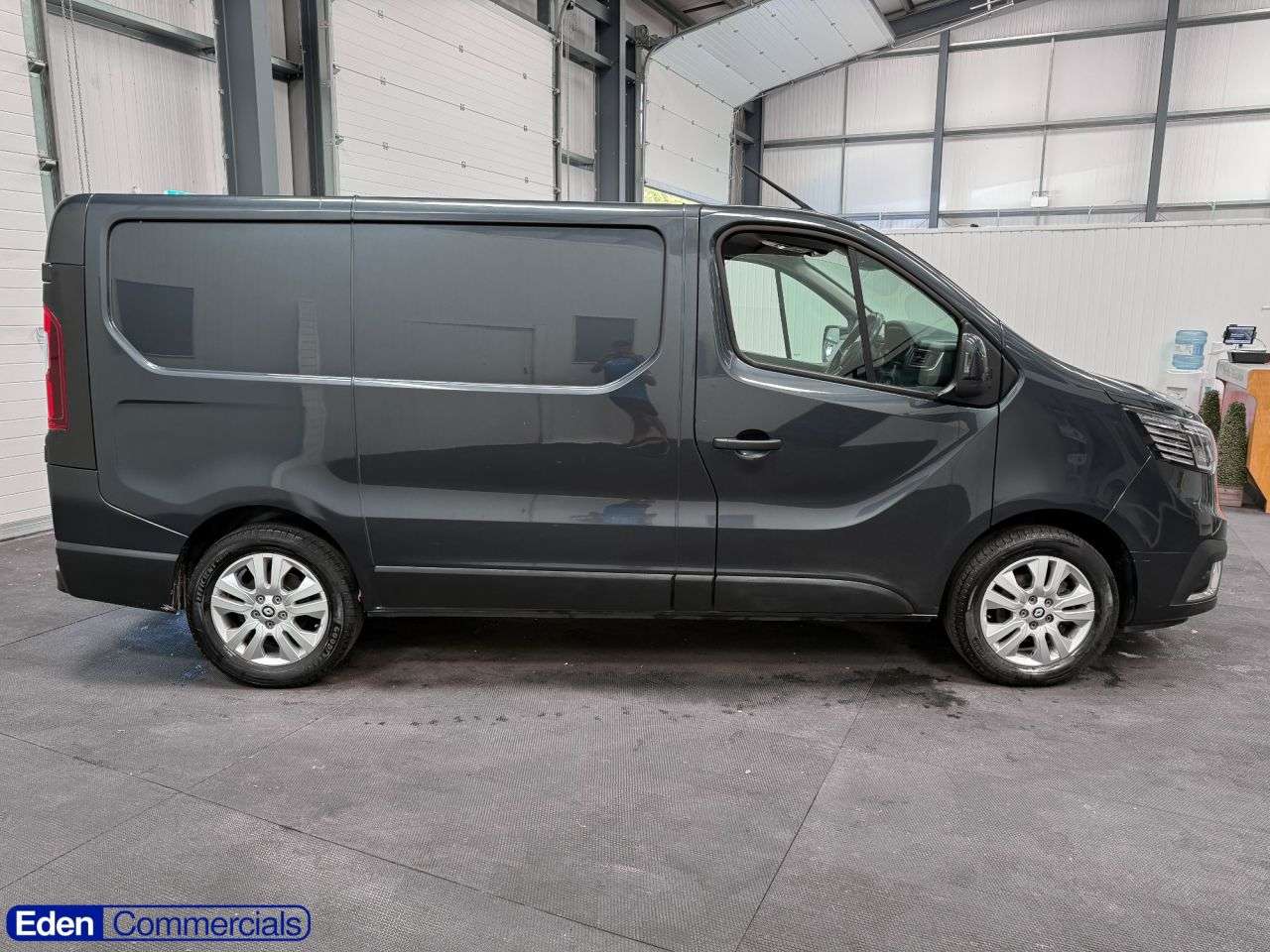 A 2023 RENAULT TRAFIC 2.0 dCi Blue SL30 Extra L1 H1 Euro 6 (s/s) (130 ps) 130PS NAV A/C EURO6 TRA A 2023 RENAULT TRAFIC 2.0 dCi Blue SL30 Extra L1 H1 Euro 6 (s/s) (130 ps) 130PS NAV A/C EURO6 TRA