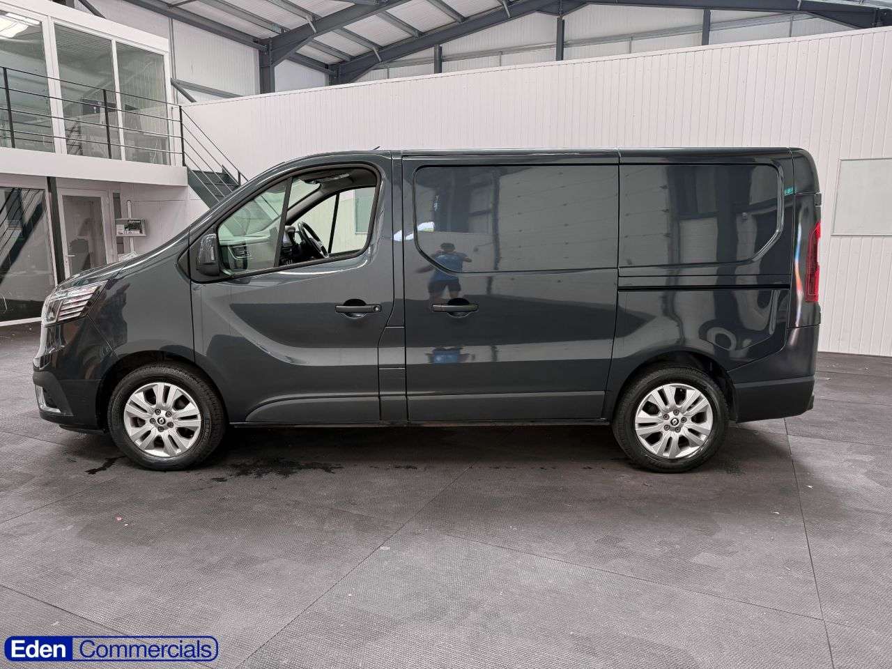 2023 RENAULT TRAFIC 2023 RENAULT TRAFIC