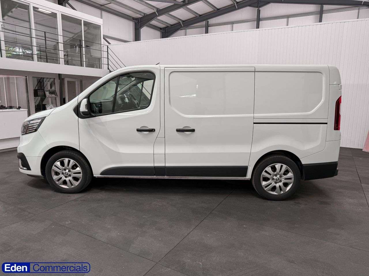 2023 RENAULT TRAFIC 2023 RENAULT TRAFIC