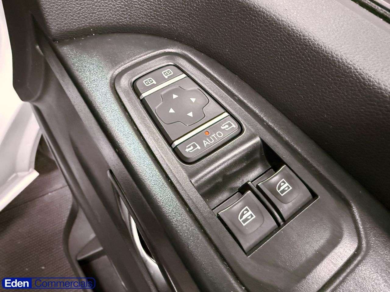 2023 RENAULT TRAFIC 2023 RENAULT TRAFIC