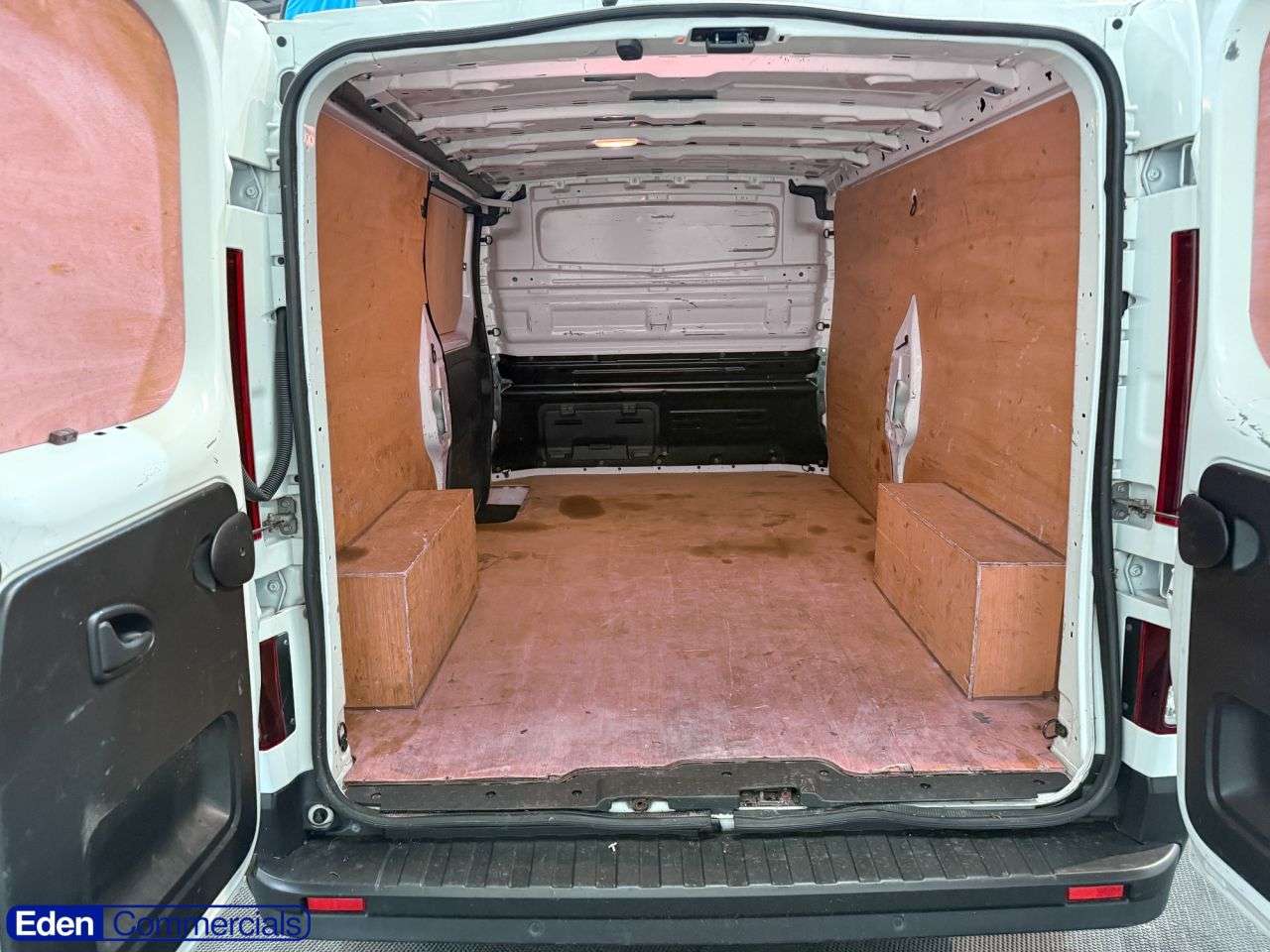 A 2023 RENAULT TRAFIC 2.0 dCi Blue LL30 Advance Panel Van 5dr Diesel Manual L2 H1 Euro 6 (s/s) (1 A 2023 RENAULT TRAFIC 2.0 dCi Blue LL30 Advance Panel Van 5dr Diesel Manual L2 H1 Euro 6 (s/s) (1