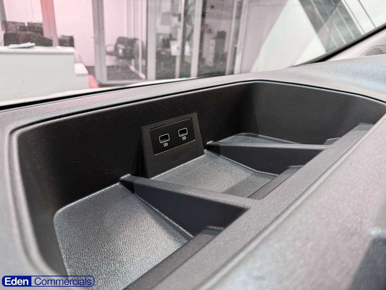 2023 RENAULT TRAFIC 2023 RENAULT TRAFIC
