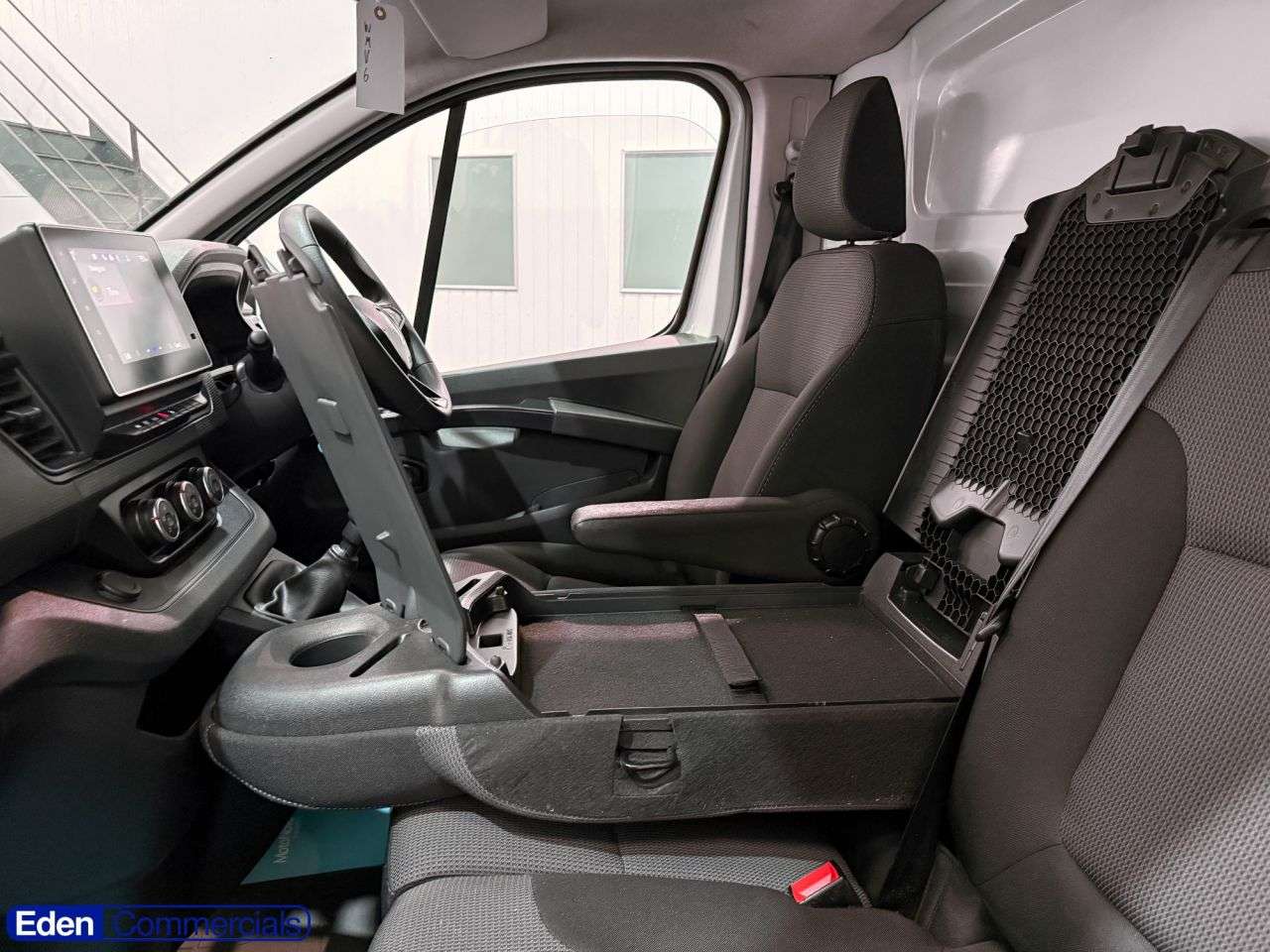 2023 RENAULT TRAFIC 2023 RENAULT TRAFIC