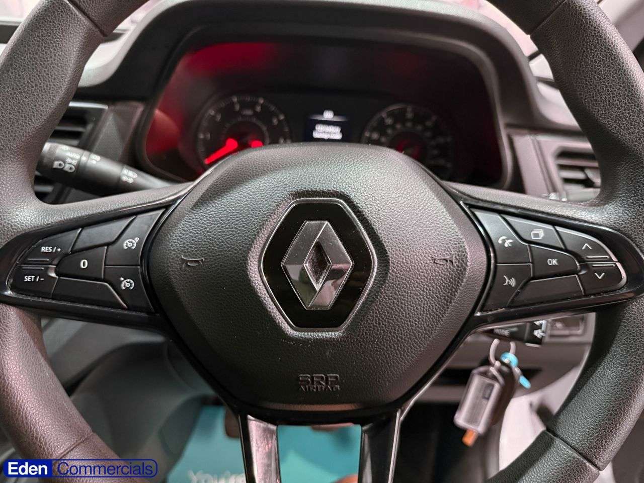 2023 RENAULT TRAFIC 2023 RENAULT TRAFIC
