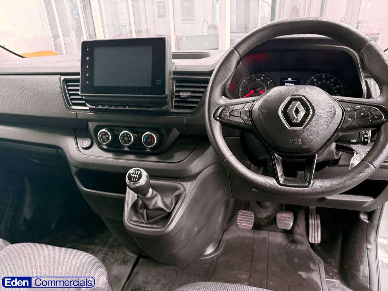 2023 RENAULT TRAFIC 2023 RENAULT TRAFIC