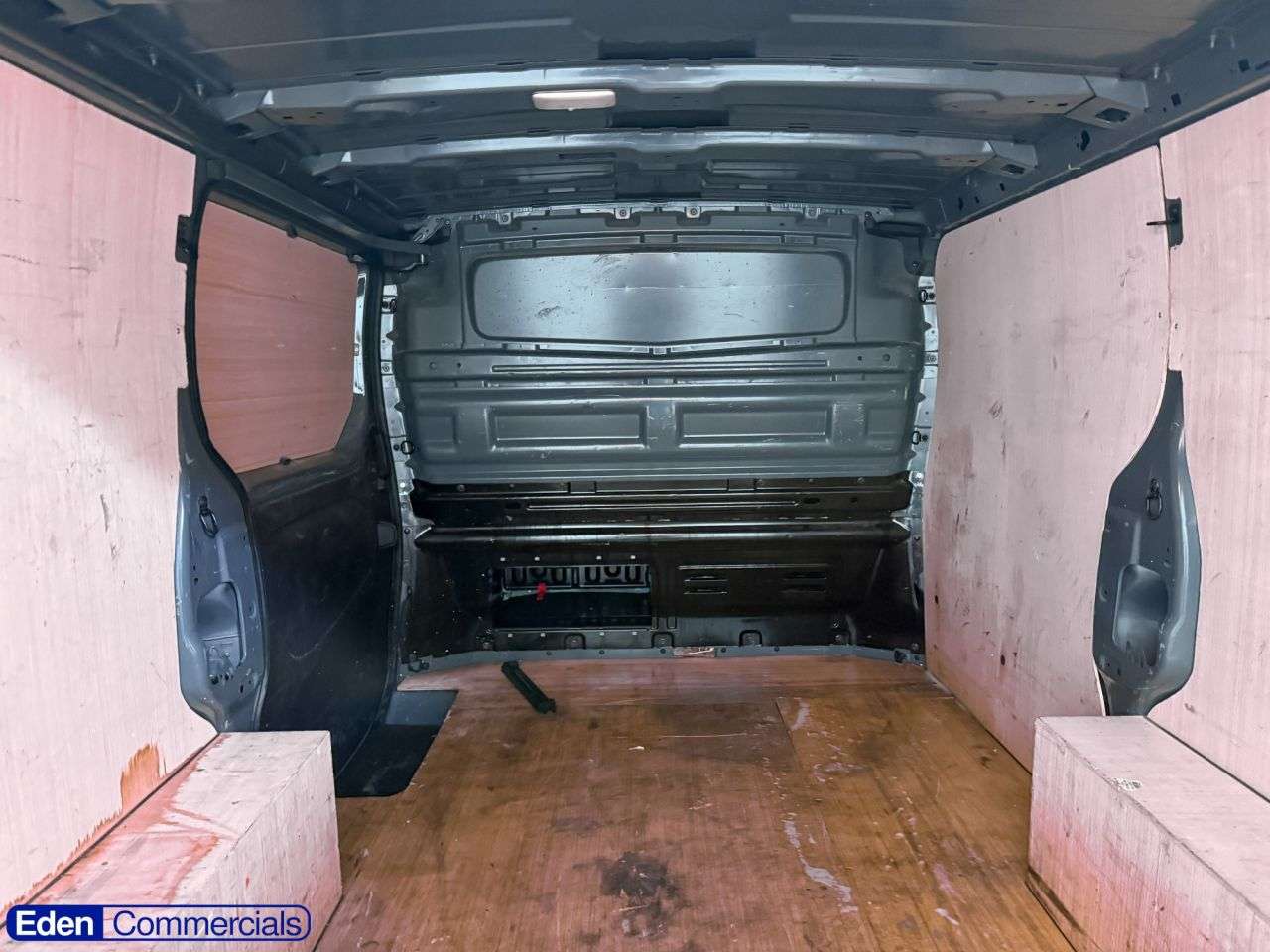 A 2023 RENAULT TRAFIC 2.0 dCi Blue SL30 Advance Panel Van 5dr Diesel Manual L1 H1 Euro 6 (s/s) (1 A 2023 RENAULT TRAFIC 2.0 dCi Blue SL30 Advance Panel Van 5dr Diesel Manual L1 H1 Euro 6 (s/s) (1