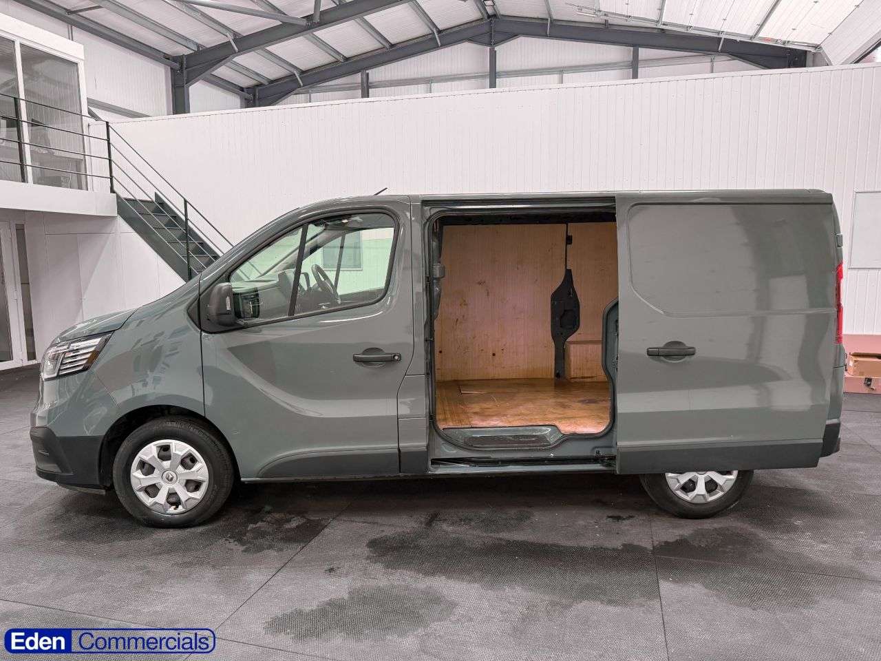 2023 RENAULT TRAFIC 2023 RENAULT TRAFIC