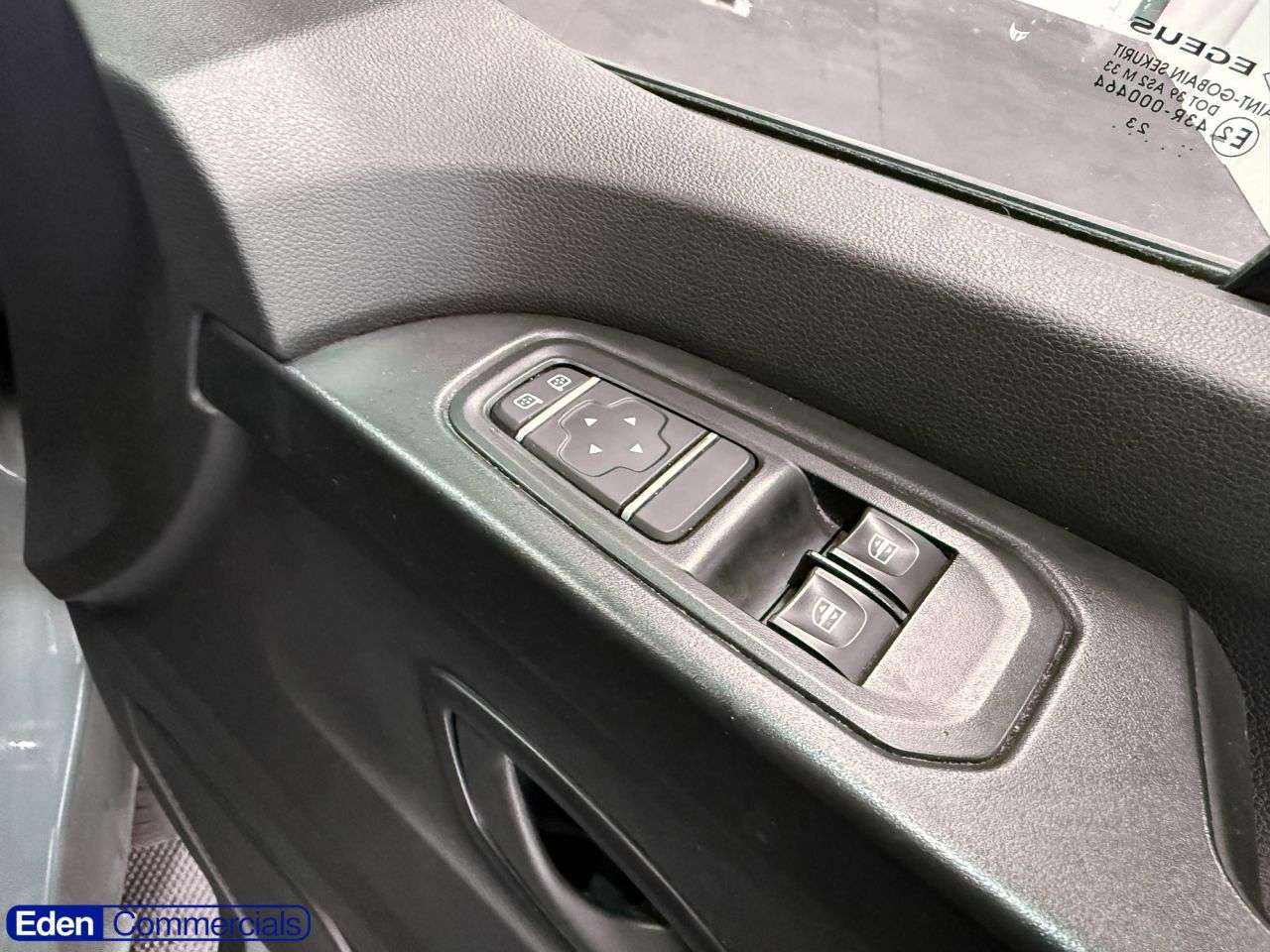 2023 RENAULT TRAFIC 2023 RENAULT TRAFIC