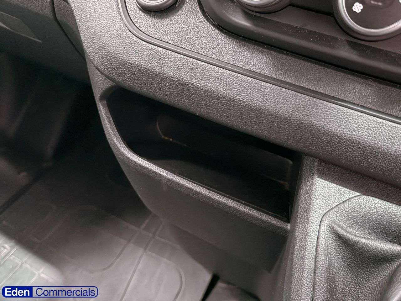 2023 RENAULT TRAFIC 2023 RENAULT TRAFIC