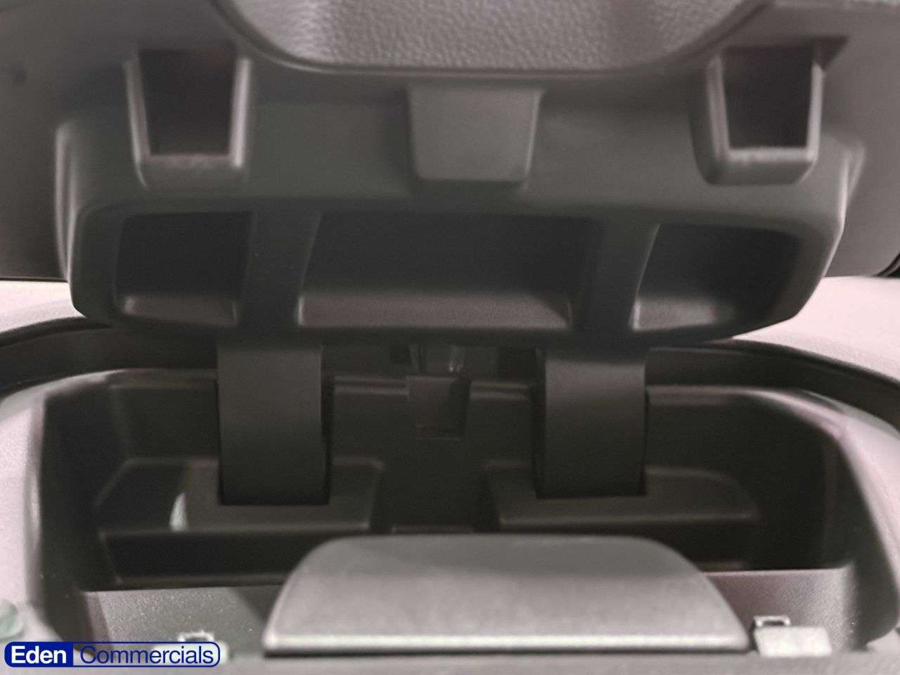 2023 RENAULT TRAFIC 2023 RENAULT TRAFIC