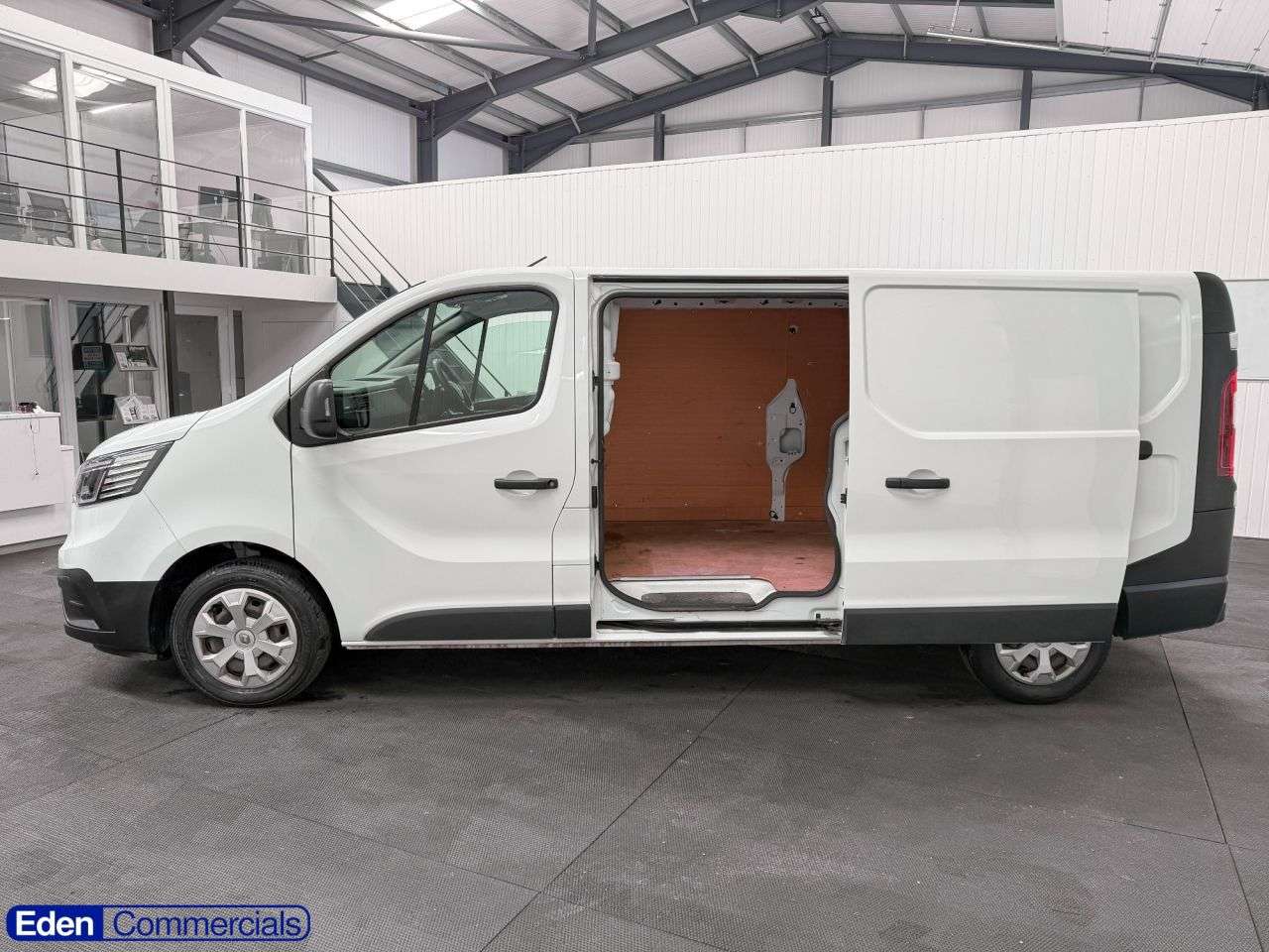 2023 RENAULT TRAFIC 2023 RENAULT TRAFIC