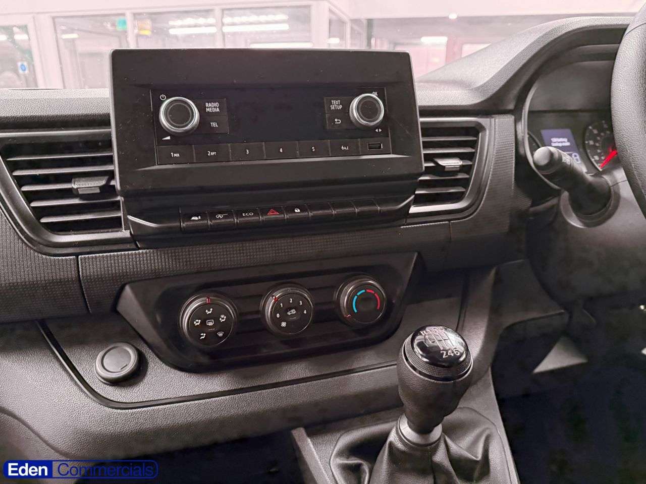 2023 RENAULT TRAFIC 2023 RENAULT TRAFIC