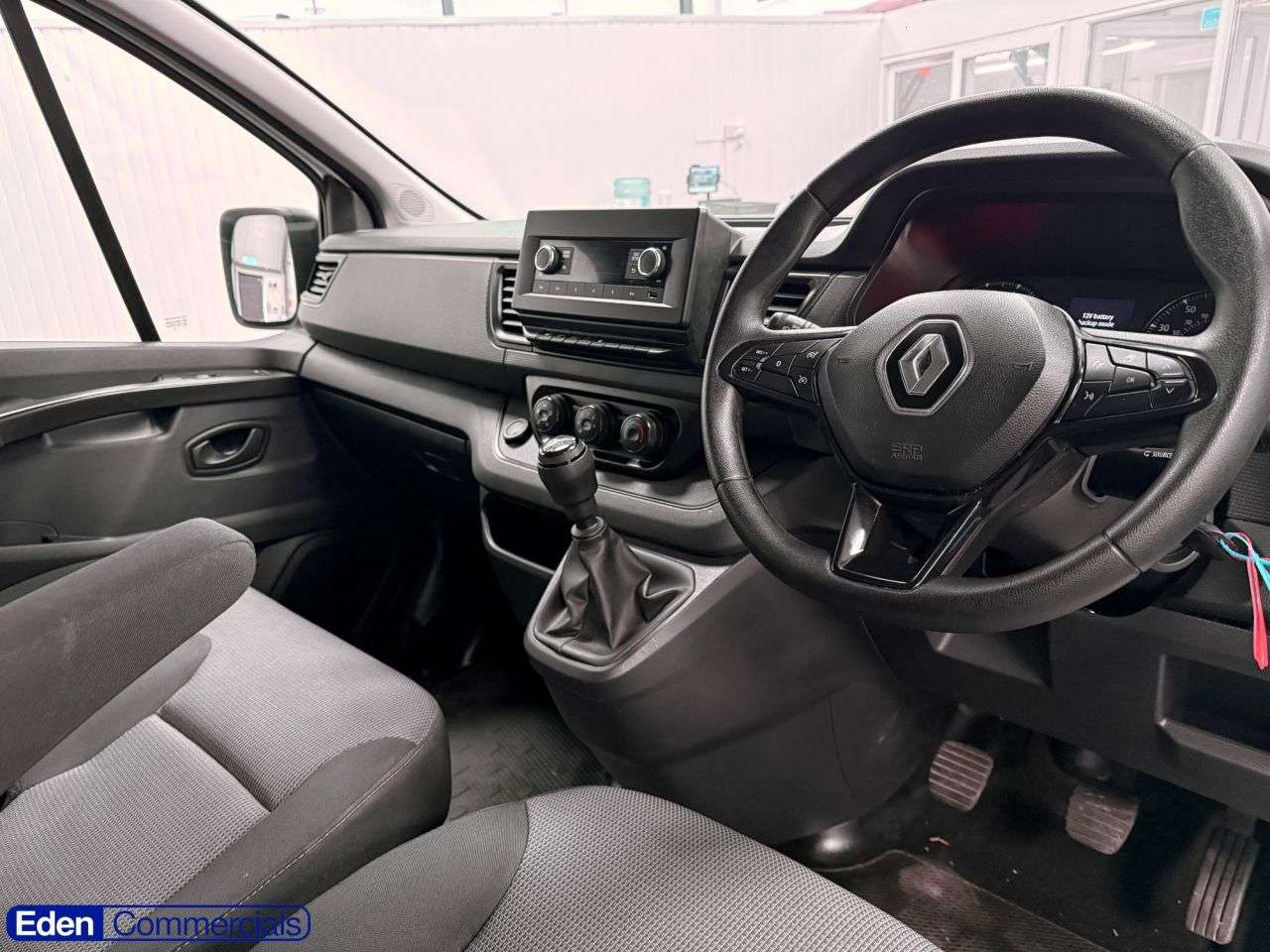 2023 RENAULT TRAFIC 2023 RENAULT TRAFIC