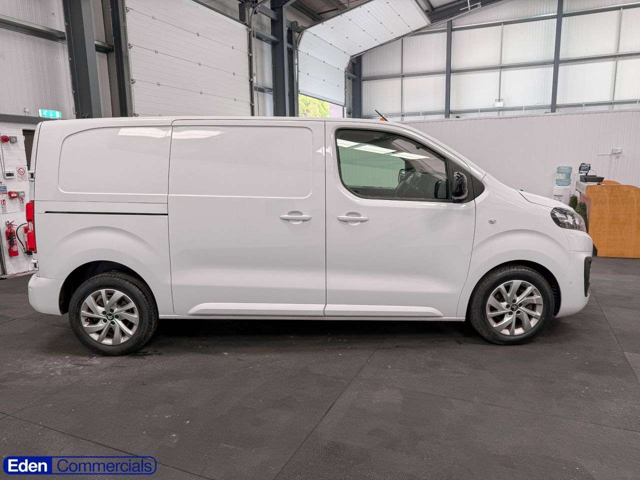 A 2023 CITROEN DISPATCH 1.5 BlueHDi 1000 Driver Edition M Panel Van 6dr Diesel Manual FWD 2 Euro 6 A 2023 CITROEN DISPATCH 1.5 BlueHDi 1000 Driver Edition M Panel Van 6dr Diesel Manual FWD 2 Euro 6