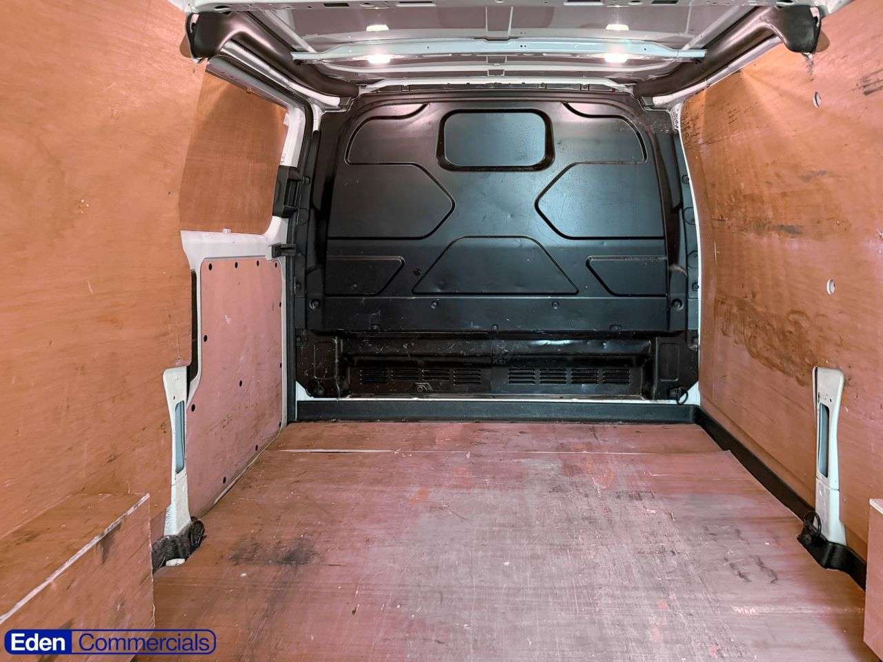 A 2019 FORD TRANSIT CUSTOM 2.0 300 EcoBlue Trend L2 H1 Euro 6 (105 ps) A 2019 FORD TRANSIT CUSTOM 2.0 300 EcoBlue Trend L2 H1 Euro 6 (105 ps)