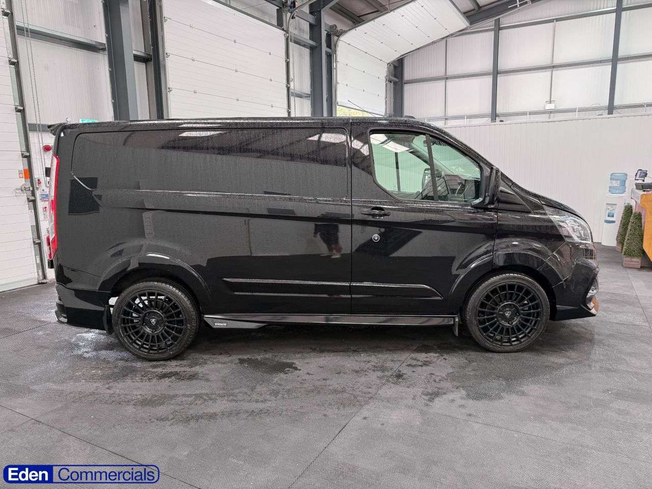 A 2023 FORD TRANSIT CUSTOM 2.0 300 EcoBlue Limited Manual L1 H1 Euro 6 (s/s) (130 ps) AIR CON + HEATED A 2023 FORD TRANSIT CUSTOM 2.0 300 EcoBlue Limited Manual L1 H1 Euro 6 (s/s) (130 ps) AIR CON + HEATED