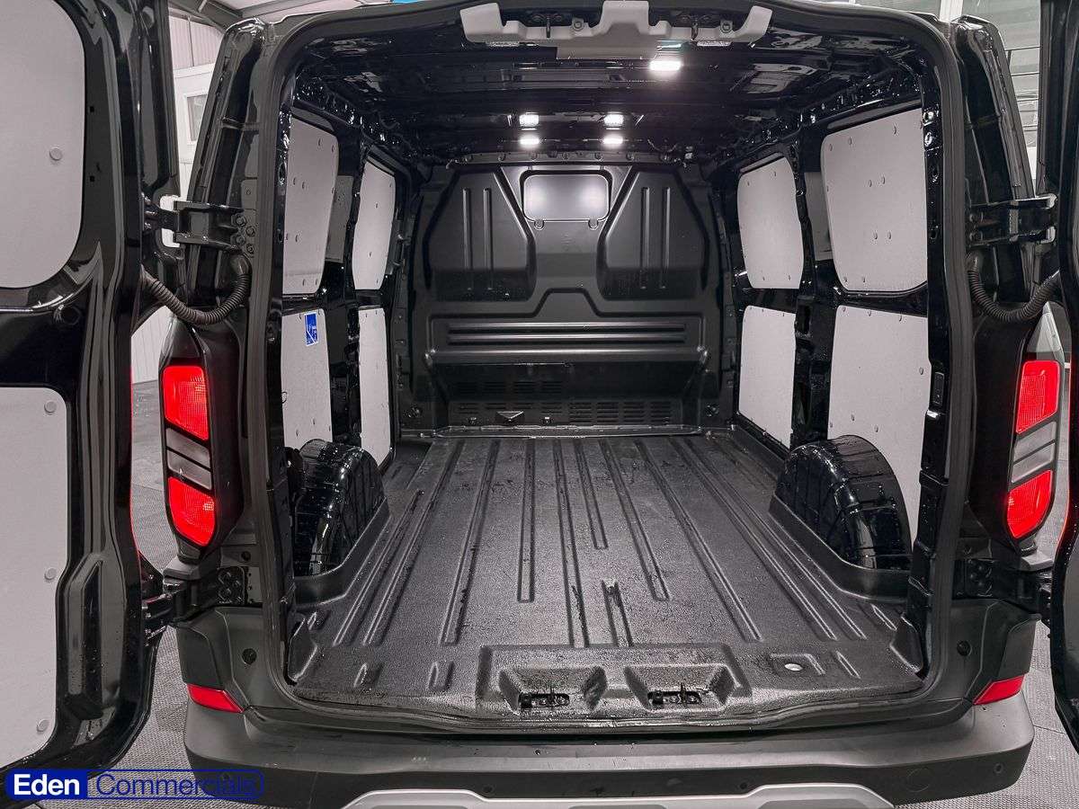 A 2025 FORD TRANSIT CUSTOM 2.0 320 EcoBlue Trail Panel Van 5dr Diesel Manual L1 H1 Euro 6 (s/s) (136 p A 2025 FORD TRANSIT CUSTOM 2.0 320 EcoBlue Trail Panel Van 5dr Diesel Manual L1 H1 Euro 6 (s/s) (136 p