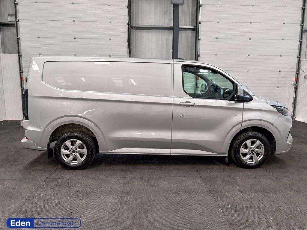 A 2024 FORD TRANSIT CUSTOM 2.0 280 EcoBlue Limited L1 H1 Euro 6 (s/s) (136 ps) AIR CON + HEATED SEATS A 2024 FORD TRANSIT CUSTOM 2.0 280 EcoBlue Limited L1 H1 Euro 6 (s/s) (136 ps) AIR CON + HEATED SEATS