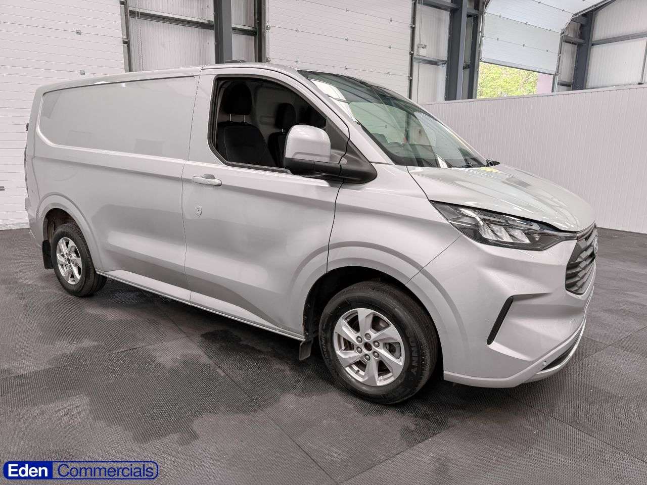 A 2024 FORD TRANSIT CUSTOM 2.0 280 EcoBlue Limited L1 H1 Euro 6 (s/s) (136 ps) OVER 200 VEHICLES ON SI A 2024 FORD TRANSIT CUSTOM 2.0 280 EcoBlue Limited L1 H1 Euro 6 (s/s) (136 ps) OVER 200 VEHICLES ON SI