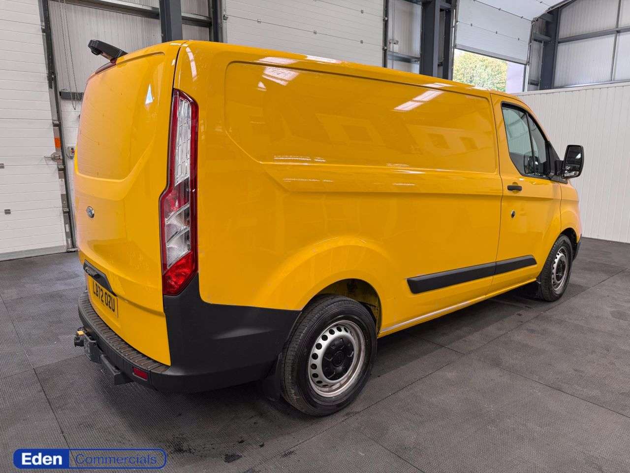 A 2022 FORD TRANSIT CUSTOM 2.0 340 EcoBlue Leader L1 H1 Euro 6 (s/s) (130 ps) * EX AA * A 2022 FORD TRANSIT CUSTOM 2.0 340 EcoBlue Leader L1 H1 Euro 6 (s/s) (130 ps) * EX AA *