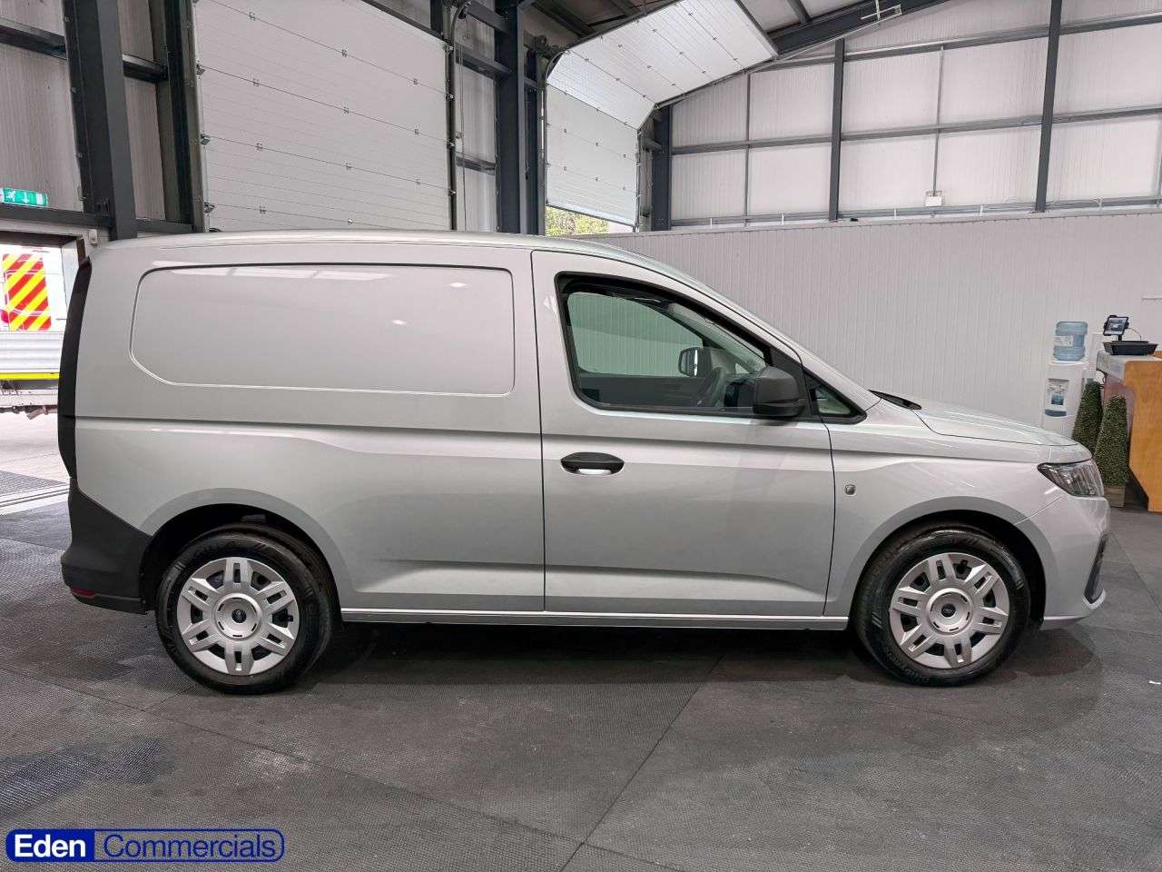 A 2025 FORD TRANSIT CONNECT 2.0 220 EcoBlue Trend Diesel Manual L1 Euro 6 (s/s) (102 ps) HUGE SPEC - WA A 2025 FORD TRANSIT CONNECT 2.0 220 EcoBlue Trend Diesel Manual L1 Euro 6 (s/s) (102 ps) HUGE SPEC - WA