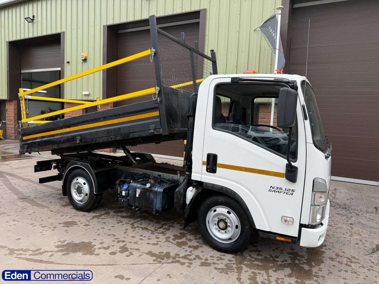 A 2023 ISUZU GRAFTER 1.9D N35 Green Chassis Cab 2dr Diesel Manual RWD SWB Euro 6 (SRW) (125 ps) A 2023 ISUZU GRAFTER 1.9D N35 Green Chassis Cab 2dr Diesel Manual RWD SWB Euro 6 (SRW) (125 ps)