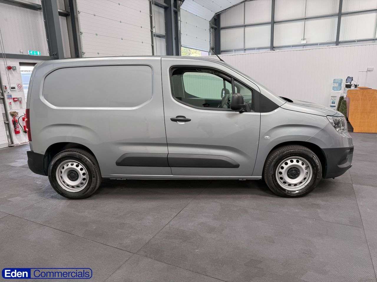 A 2024 VAUXHALL COMBO ELECTRIC 2300 50kWh Prime Panel Van 5dr Electric Auto L1 (7.4kW Charger) (136 ps) AI A 2024 VAUXHALL COMBO ELECTRIC 2300 50kWh Prime Panel Van 5dr Electric Auto L1 (7.4kW Charger) (136 ps) AI