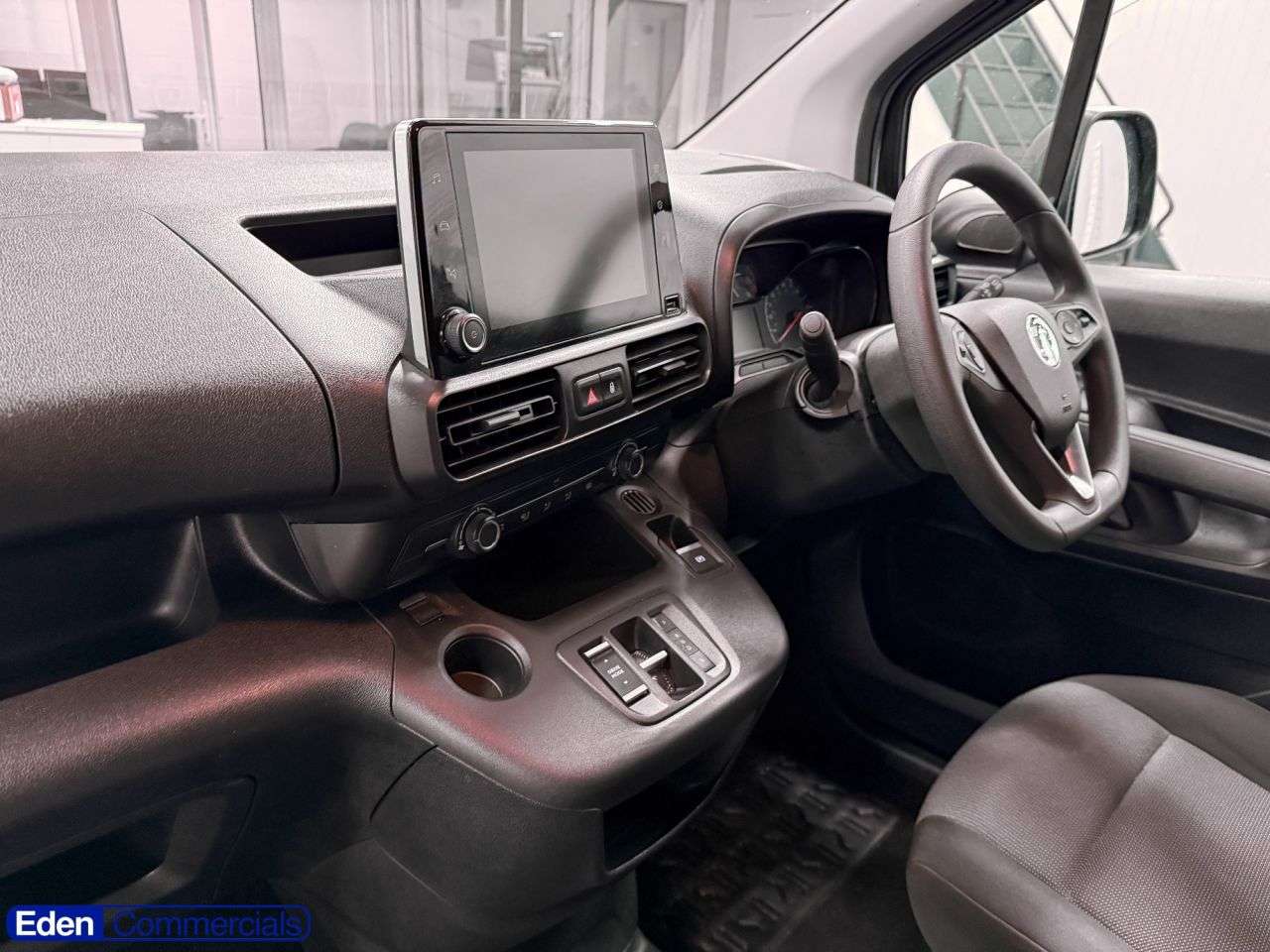 A 2024 VAUXHALL COMBO ELECTRIC 2300 50kWh Prime Panel Van 5dr Electric Auto L1 (7.4kW Charger) (136 ps) AI A 2024 VAUXHALL COMBO ELECTRIC 2300 50kWh Prime Panel Van 5dr Electric Auto L1 (7.4kW Charger) (136 ps) AI