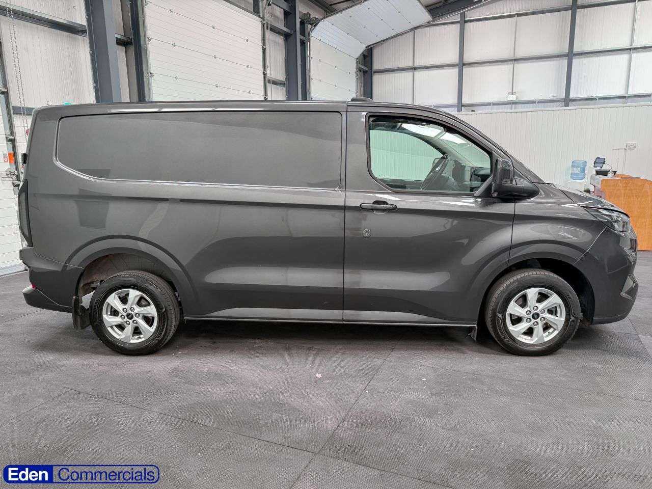A 2024 FORD TRANSIT CUSTOM 2.0 300 EcoBlue Limited Panel Van 5dr Diesel Manual L1 H1 Euro 6 (s/s) (136 A 2024 FORD TRANSIT CUSTOM 2.0 300 EcoBlue Limited Panel Van 5dr Diesel Manual L1 H1 Euro 6 (s/s) (136