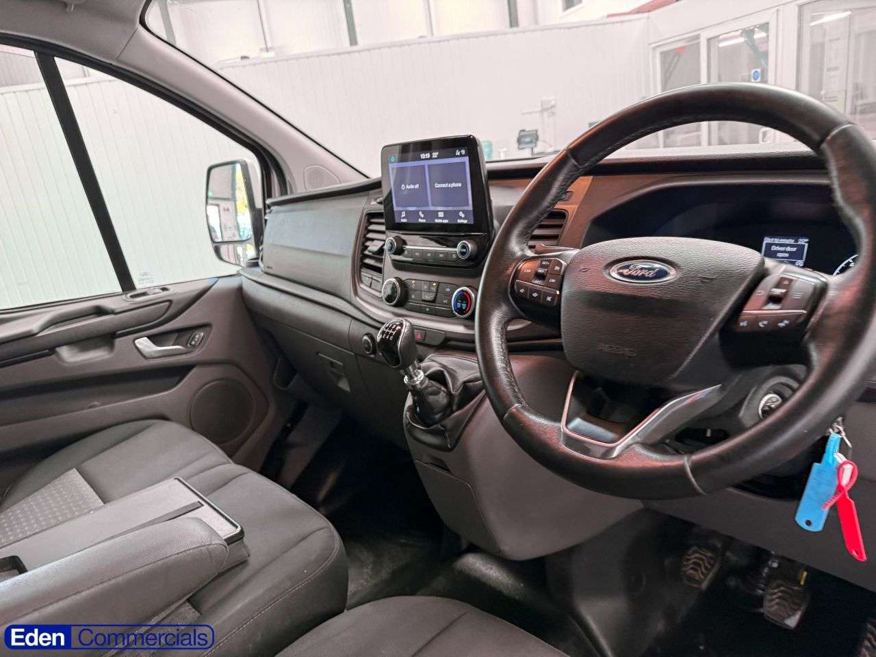 A 2020 FORD TRANSIT CUSTOM 2.0 320 EcoBlue Trend Panel Van 5dr Diesel Manual L1 H1 Euro 6 (s/s) (130 p A 2020 FORD TRANSIT CUSTOM 2.0 320 EcoBlue Trend Panel Van 5dr Diesel Manual L1 H1 Euro 6 (s/s) (130 p