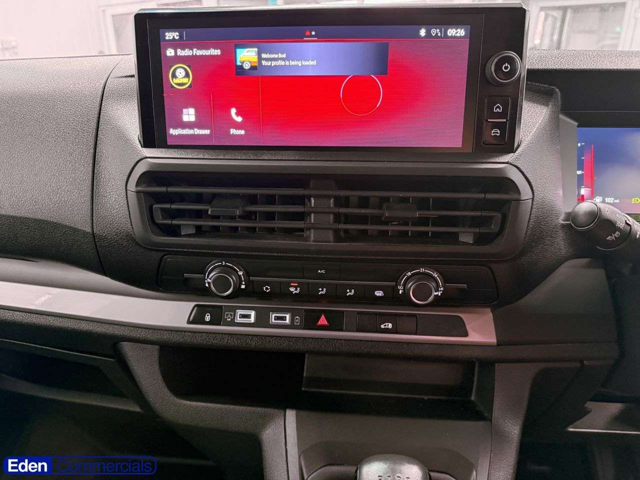 A 2024 VAUXHALL VIVARO 2.0 Turbo D Pro XL Panel Van LWB Euro 6 (145 ps) OVER 200 VEHICLES ON SITE A 2024 VAUXHALL VIVARO 2.0 Turbo D Pro XL Panel Van LWB Euro 6 (145 ps) OVER 200 VEHICLES ON SITE