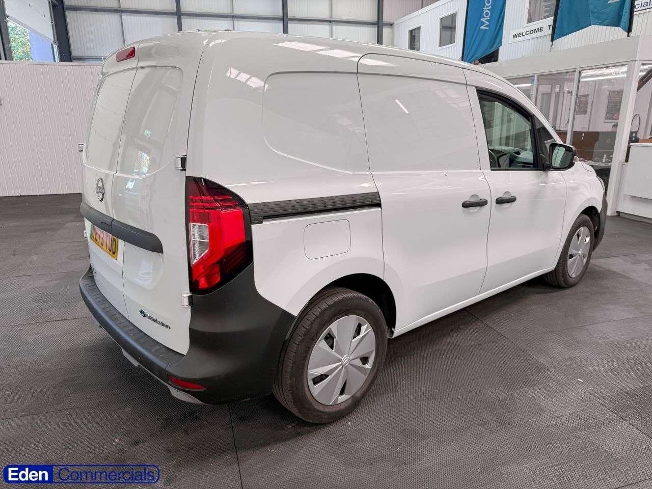 A 2023 NISSAN TOWNSTAR 45kWh Acenta Panel Van 6dr Electric Auto L1 (122 ps) A 2023 NISSAN TOWNSTAR 45kWh Acenta Panel Van 6dr Electric Auto L1 (122 ps)
