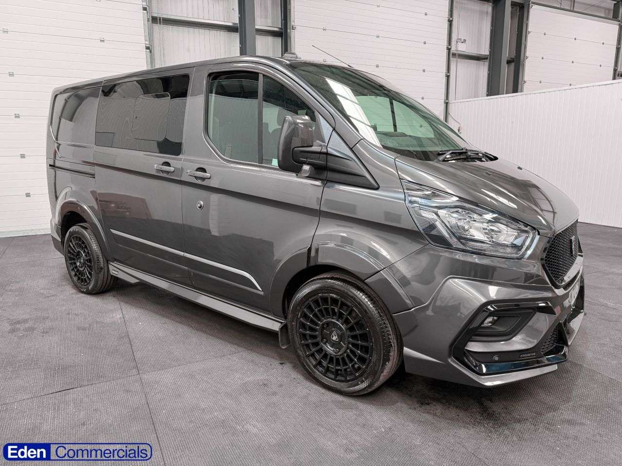 A 2022 FORD TRANSIT CUSTOM 2.0 320 EcoBlue Limited Crew Van Double Cab Auto L1 H1 Euro 6 (170 ps) AIR A 2022 FORD TRANSIT CUSTOM 2.0 320 EcoBlue Limited Crew Van Double Cab Auto L1 H1 Euro 6 (170 ps) AIR