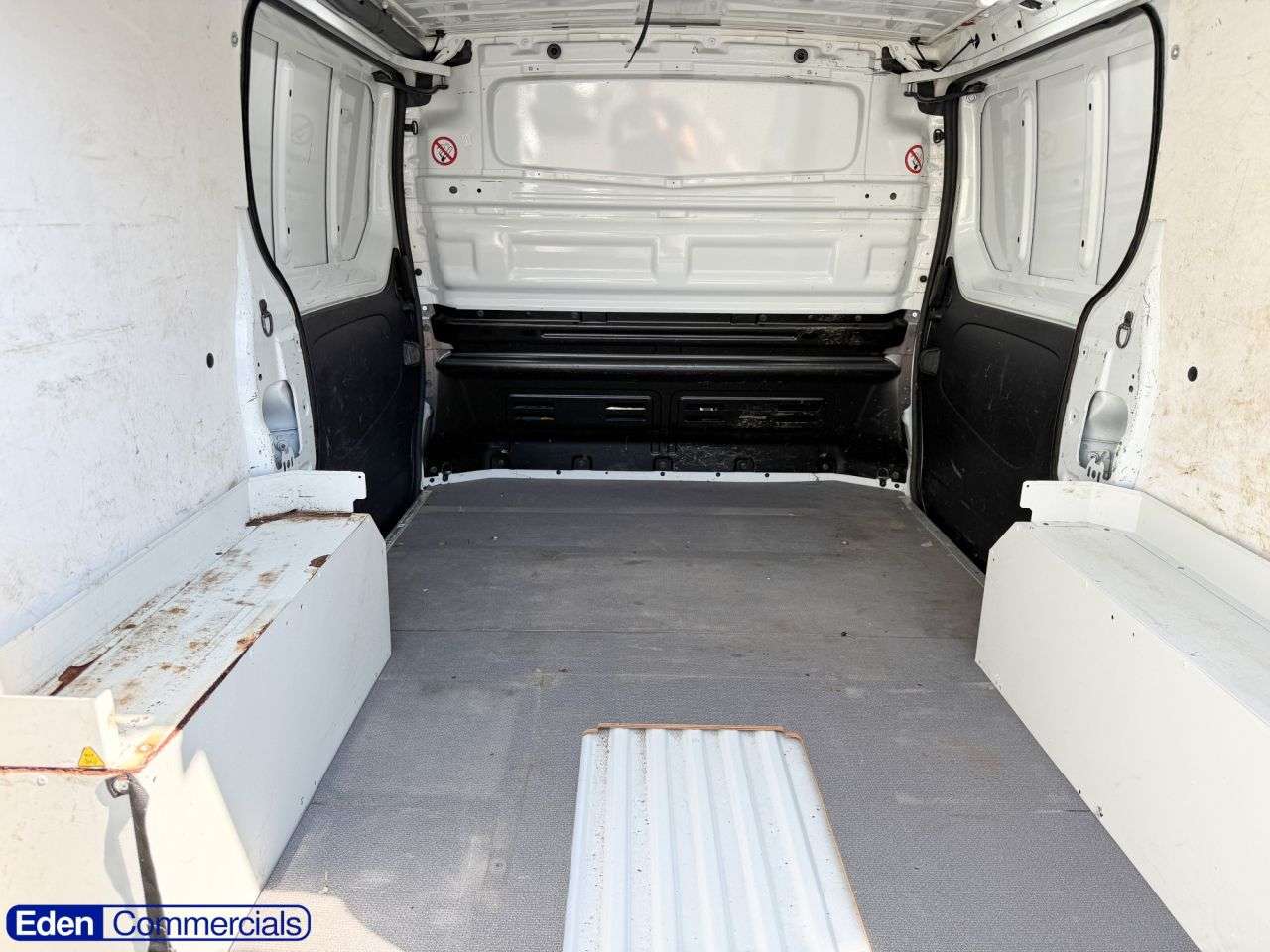 A 2016 VAUXHALL VIVARO 1.6 CDTi 2900 ecoFLEX Manual L1 H1 Euro 5 (s/s) (90 ps) * EX BT * A 2016 VAUXHALL VIVARO 1.6 CDTi 2900 ecoFLEX Manual L1 H1 Euro 5 (s/s) (90 ps) * EX BT *