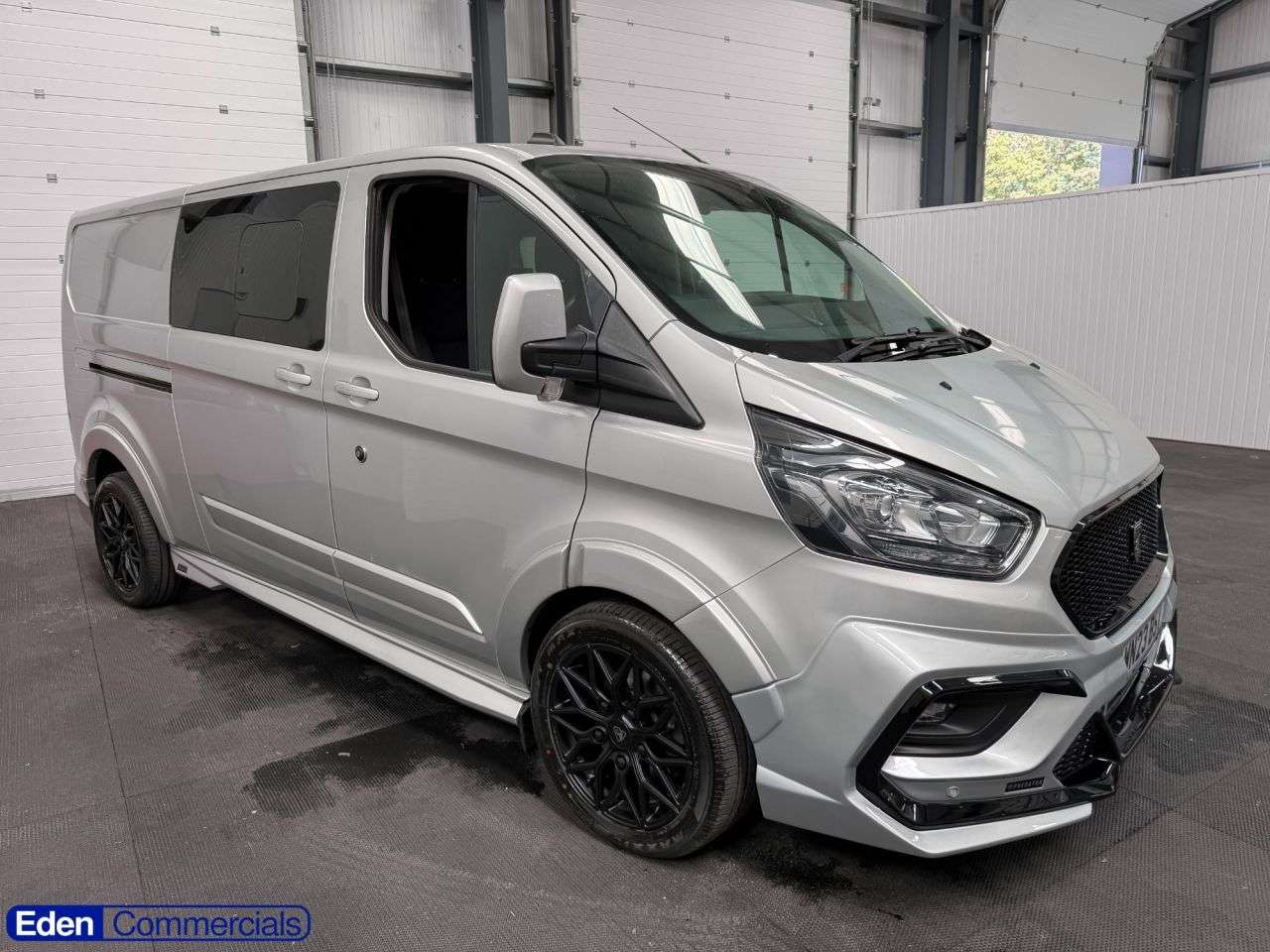 A 2023 FORD TRANSIT CUSTOM 2.0 320 EcoBlue Limited Crew Van Double Cab Auto L2 H1 Euro 6 (170 ps) A 2023 FORD TRANSIT CUSTOM 2.0 320 EcoBlue Limited Crew Van Double Cab Auto L2 H1 Euro 6 (170 ps)