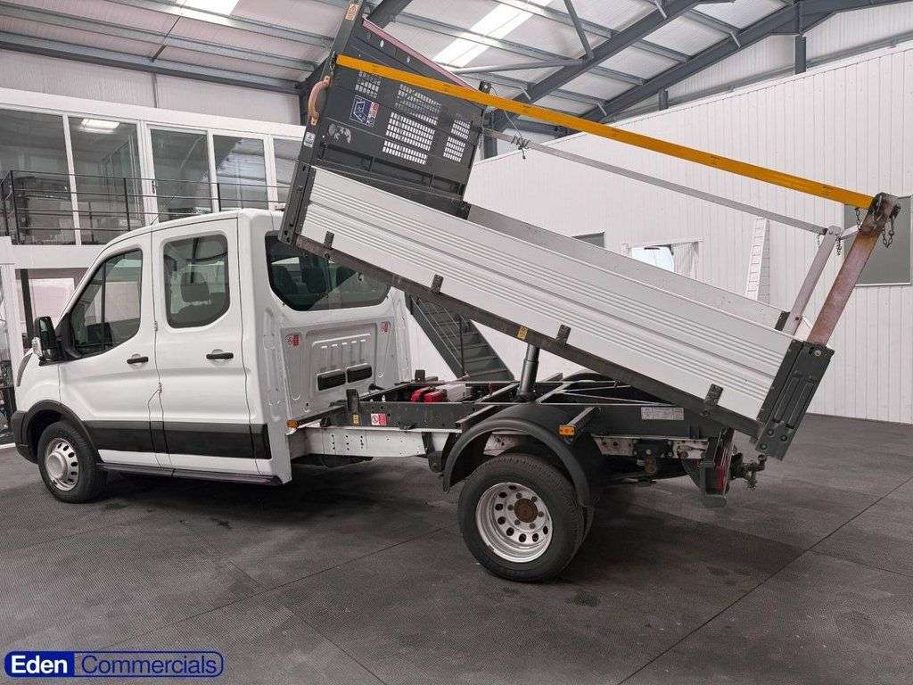 A 2022 FORD TRANSIT 2.0 350 EcoBlue Chassis Double Cab Tipper RWD L3 Euro 6 (s/s) (130 ps) A 2022 FORD TRANSIT 2.0 350 EcoBlue Chassis Double Cab Tipper RWD L3 Euro 6 (s/s) (130 ps)