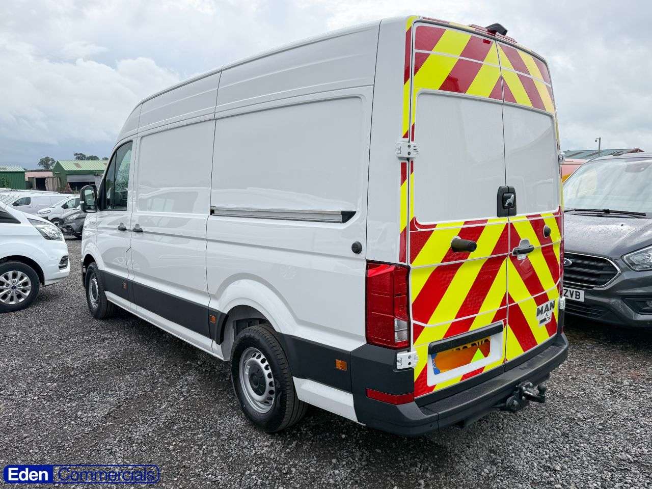 A 2026 MAN TGE TGE 3.160 4X2 SB RWD TOW BAR - 3.5 TON TOW A 2026 MAN TGE TGE 3.160 4X2 SB RWD TOW BAR - 3.5 TON TOW