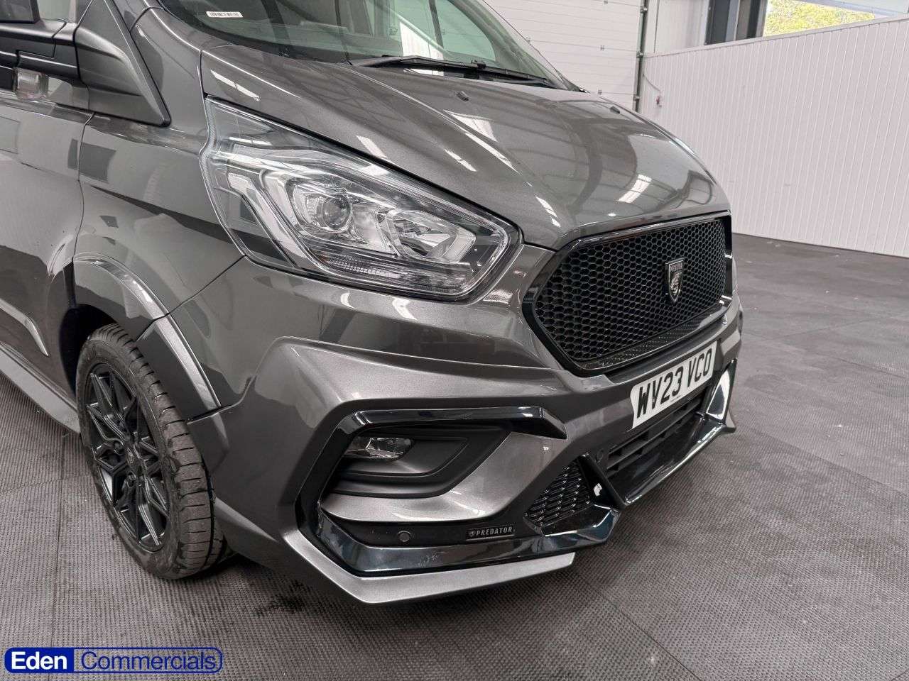A 2023 FORD TRANSIT CUSTOM 2.0 320 EcoBlue Limited Crew Van Auto L1 H1 Euro 6 (170 ps) * 6 seats * AIR A 2023 FORD TRANSIT CUSTOM 2.0 320 EcoBlue Limited Crew Van Auto L1 H1 Euro 6 (170 ps) * 6 seats * AIR