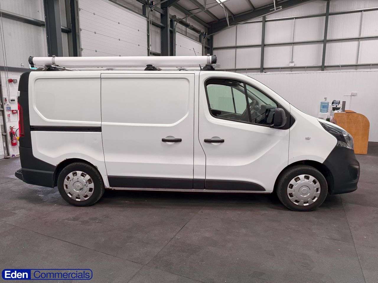 A 2018 VAUXHALL VIVARO 1.6 CDTi 2900 Panel Van L1 H1 Euro 6 (s/s) (95 ps) * EX BT * EX BT + RACKIN A 2018 VAUXHALL VIVARO 1.6 CDTi 2900 Panel Van L1 H1 Euro 6 (s/s) (95 ps) * EX BT * EX BT + RACKIN