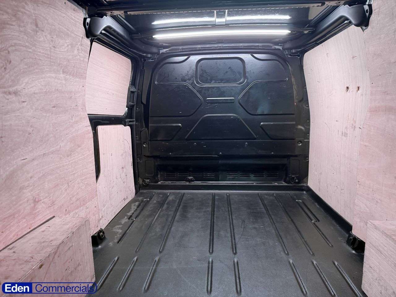 A 2023 FORD TRANSIT CUSTOM 2.0 300 EcoBlue Limited Panel Van 5dr Diesel Manual L2 H1 Euro 6 (s/s) (130 A 2023 FORD TRANSIT CUSTOM 2.0 300 EcoBlue Limited Panel Van 5dr Diesel Manual L2 H1 Euro 6 (s/s) (130